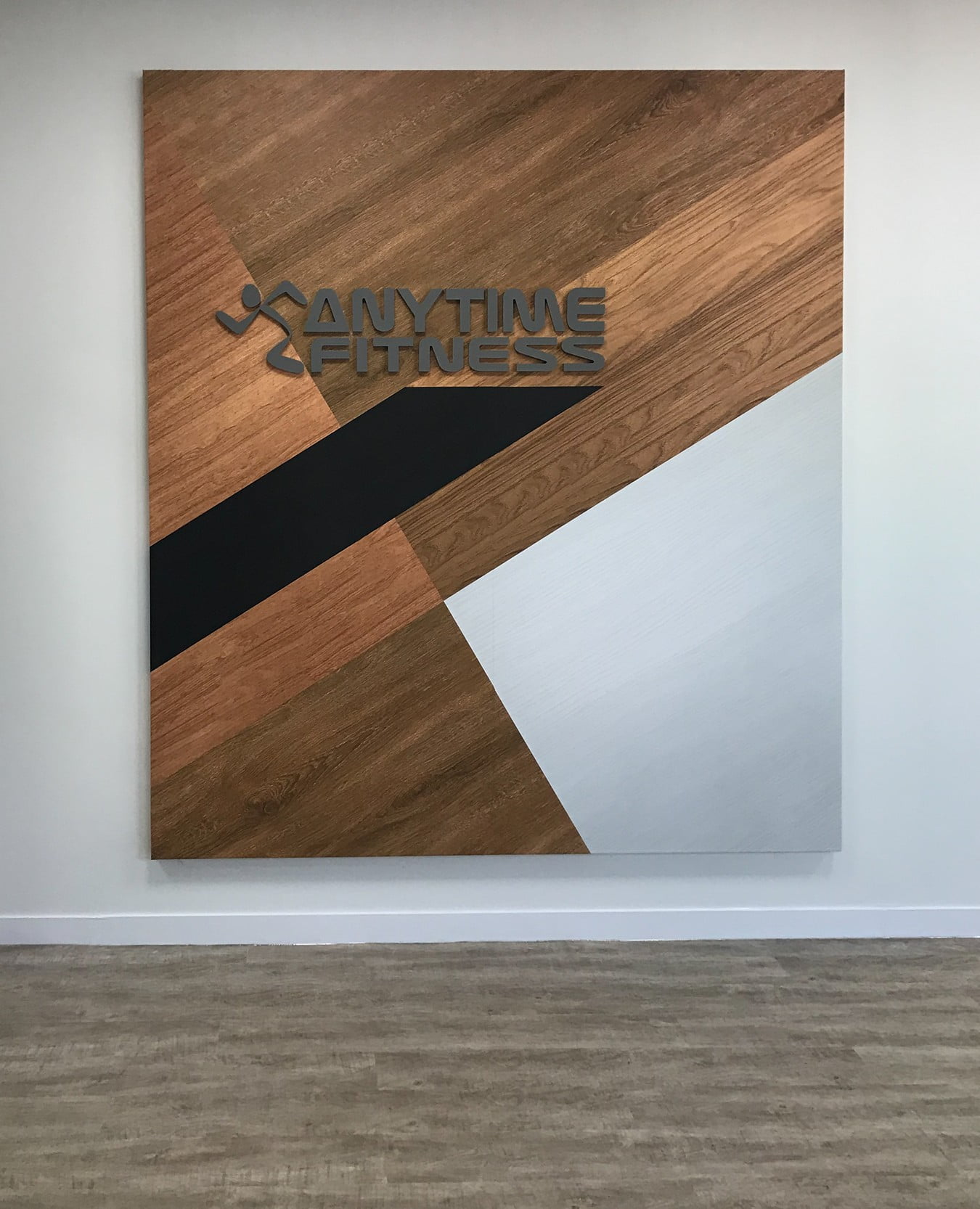 AM4 Contracts Limited - Shopfitting & Refurbishment