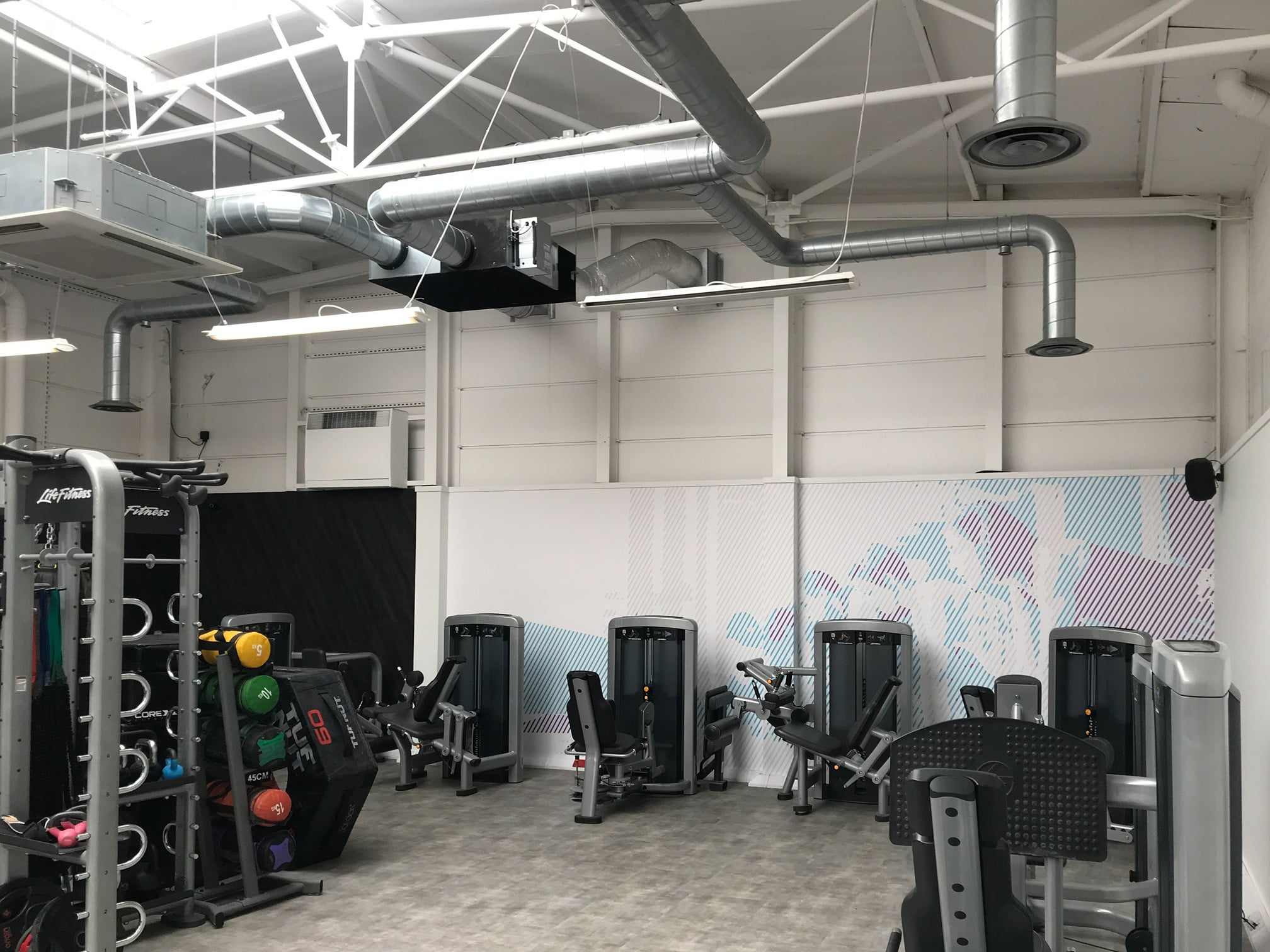 AM4 Contracts Limited - Shopfitting & Refurbishment