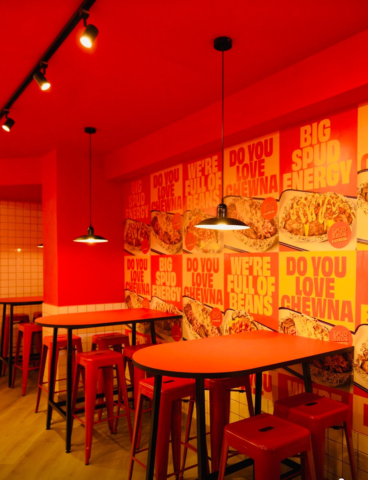 AM4 Contracts Limited - Shopfitting & Refurbishment