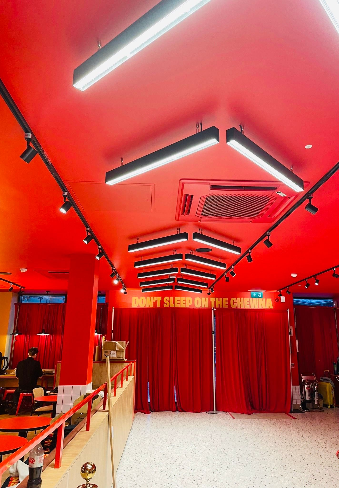 AM4 Contracts Limited - Shopfitting & Refurbishment